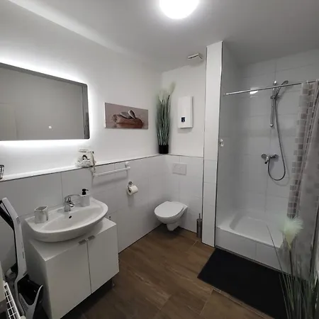 Ferienzimmer In Apartment *