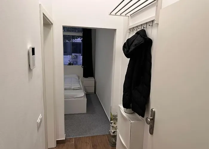 Ferienzimmer In * Euskirchen